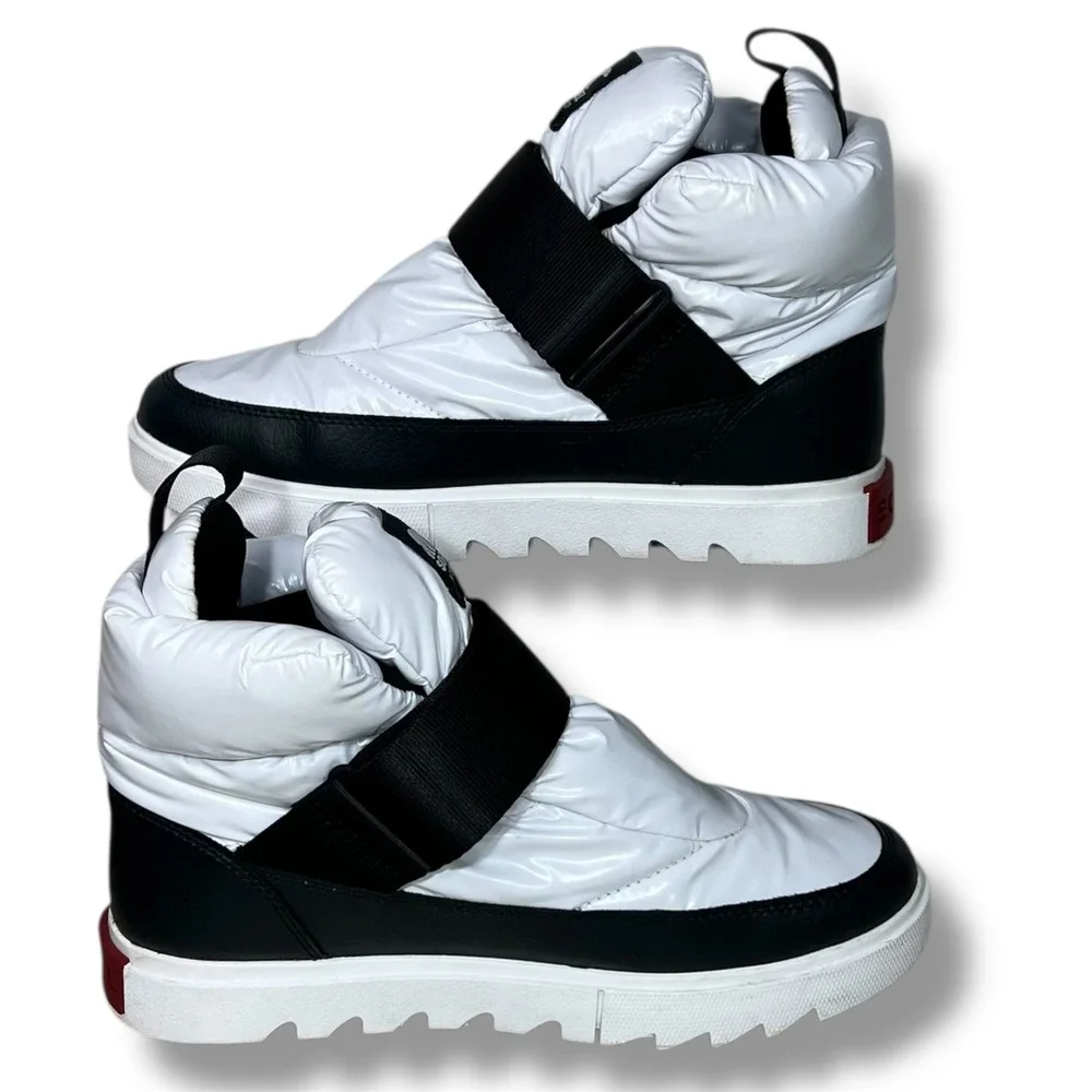 Sorel step into